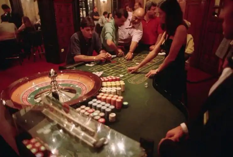 pia 777 Live Casino